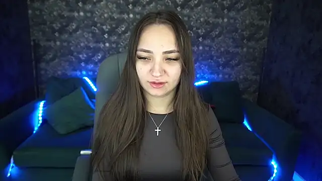 Snapshot of ElysLunar chatting on 12-22-24, 01:11 ElysLunar online show from 12-22-24, 01:11