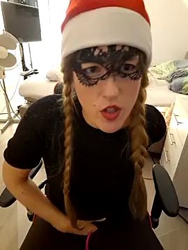 Hexe12346 online show from 12-21-25, 08:16