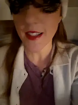 Hexe12346 online show from 12-17-25, 06:29