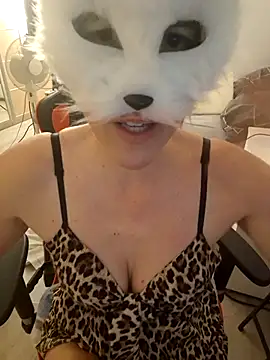 Hexe12346 online show from 03-12-26, 06:56