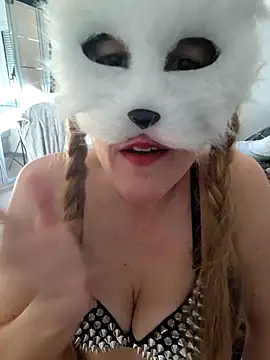 Hexe12346 online show from 03-11-26, 06:29