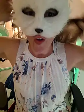 Snapshot of Hexe12346 chatting on 07-11-26, 04:29 Hexe12346 online show from 07-11-26, 04:29