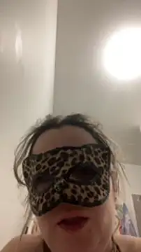 Lyannabuena69 online show from 02-09-25, 06:54