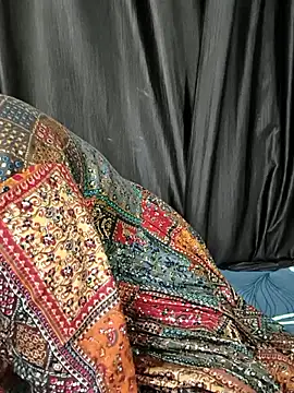 kaveerpooja947 online show from 10-11-25, 04:52