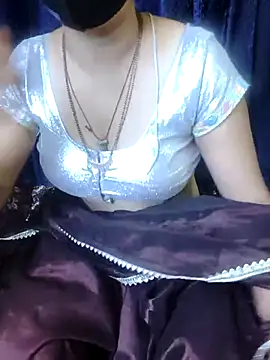 kaveerpooja947 online show from 10-25-25, 04:51