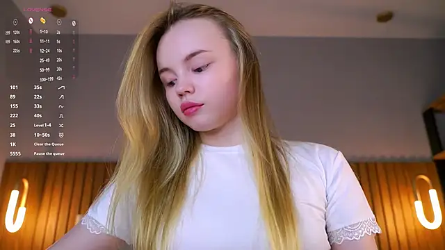 Snapshot of Miss_miracle chatting on 07-17-26, 04:48 Miss miracle online show from 07-17-26, 04:48