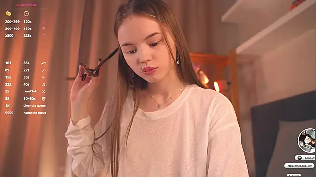 Miss miracle online show from 10-26-25, 04:51