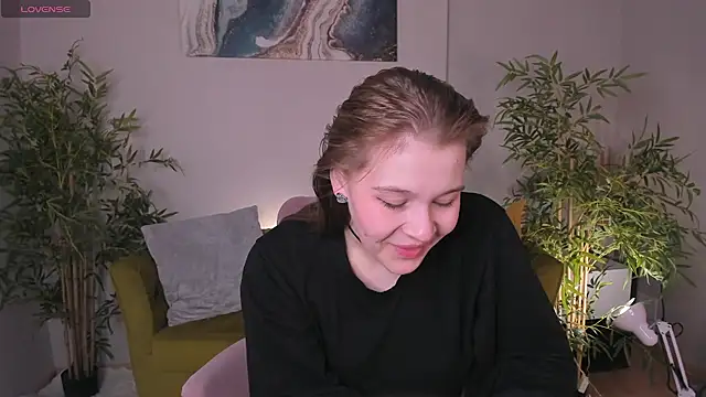 Snapshot of Colleen_Blake chatting on 02-09-26, 05:00 Colleen Blake online show from 02-09-26, 05:00