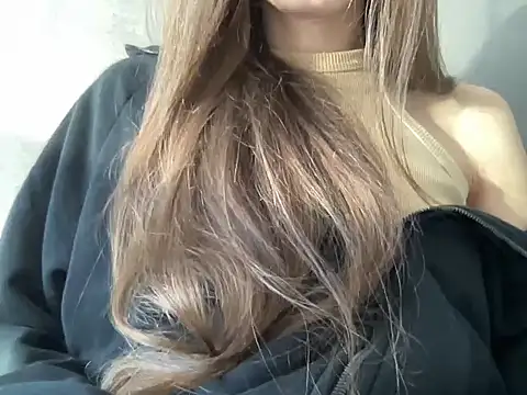 Lovewithyoud online show from 12-18-24, 08:53