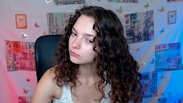  SusieSu  online show from 06-18-26, 12:10