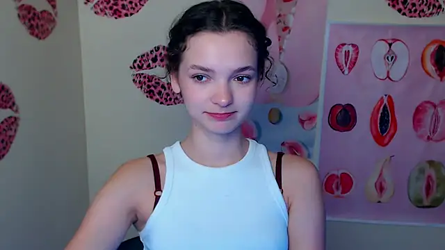  SusieSu  online show from 10-03-25, 06:26