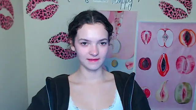  SusieSu  online show from 11-12-25, 06:50