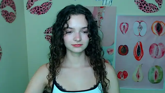  SusieSu  online show from 11-14-25, 07:17