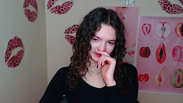  SusieSu  online show from 01-06-26, 07:12