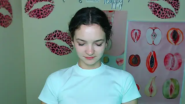  SusieSu  online show from 11-09-25, 07:34