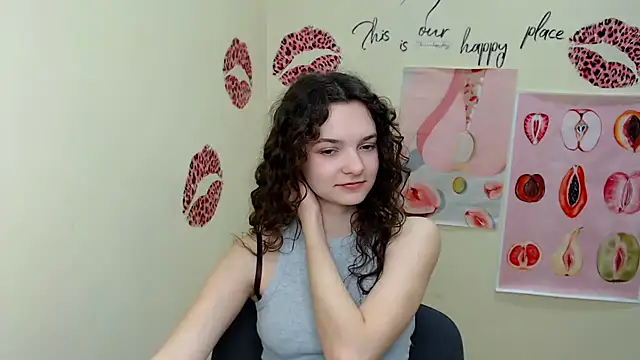  SusieSu  online show from 03-10-25, 10:18