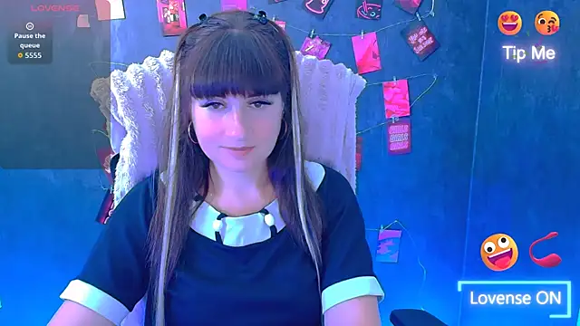 Snapshot of Violla_My chatting on 07-20-26, 05:48 Violla My online show from 07-20-26, 05:48
