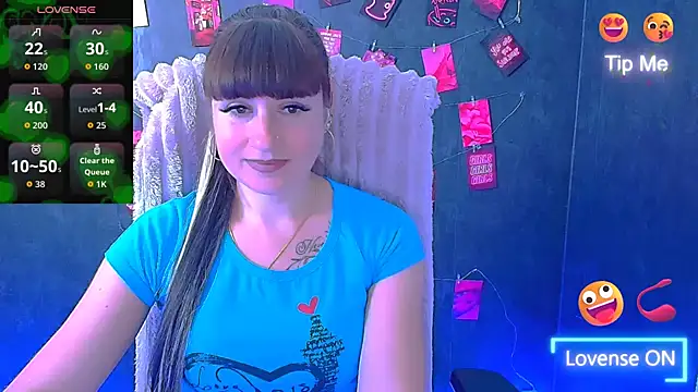 Snapshot of Violla_My chatting on 06-18-26, 05:50 Violla My online show from 06-18-26, 05:50