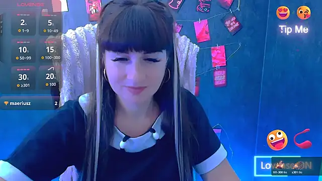Snapshot of Violla_My chatting on 07-20-26, 10:39 Violla My online show from 07-20-26, 10:39