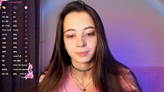 EvaBradley online show from 10-07-25, 06:53