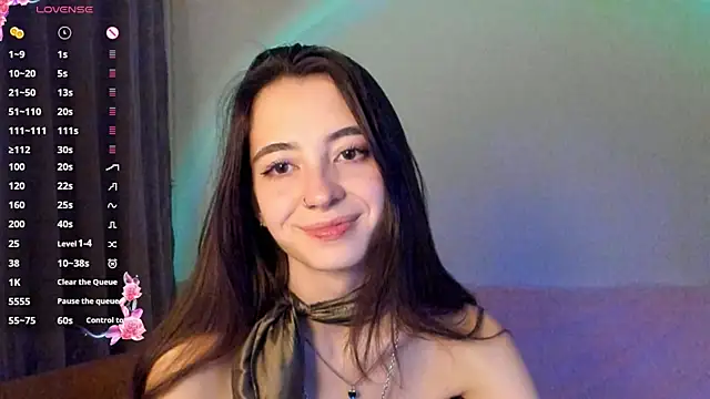 EvaBradley online show from 10-05-25, 06:42