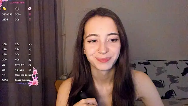 EvaBradley online show from 11-30-25, 07:14