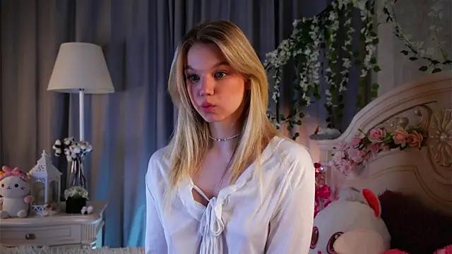 EdlinAlliston online show from 12-20-25, 03:04