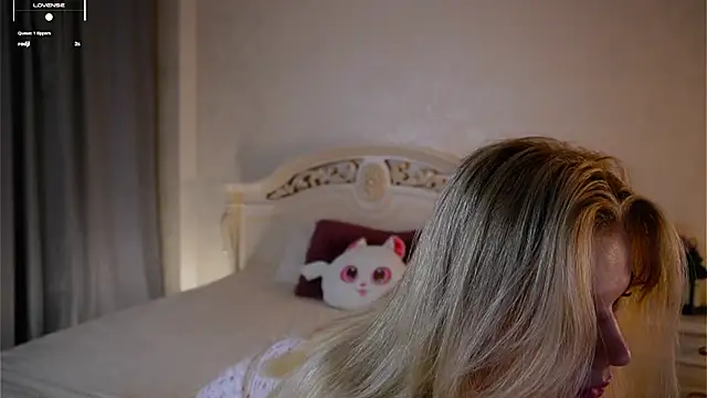 EdlinAlliston online show from 09-09-25, 03:10