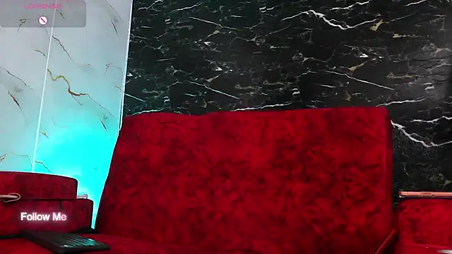 crislingery dolli online show from 04-16-26, 01:12