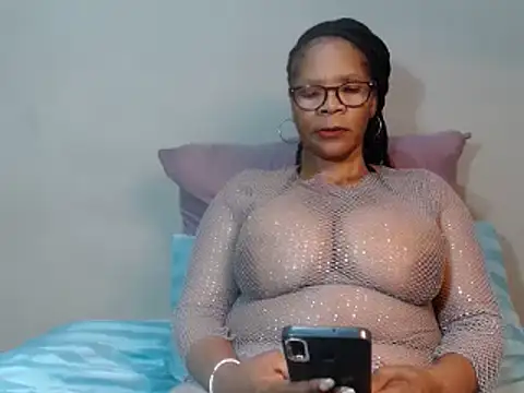 Snapshot of BustyMelonssXXXX chatting on 02-17-25, 06:17 BustyMelonssXXXX online show from 02-17-25, 06:17