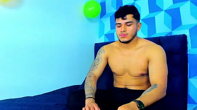 Snapshot of jeisonstark chatting on 02-27-25, 05:47 jeisonstark online show from 02-27-25, 05:47