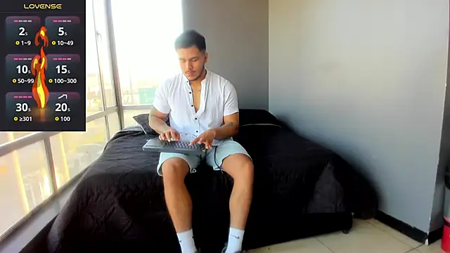 jeisonstark online show from 11-22-25, 12:04