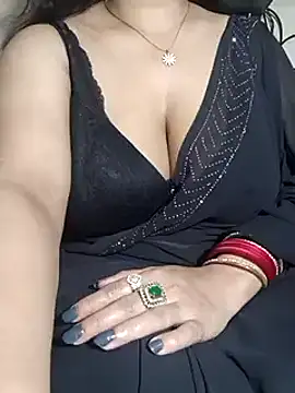 Snapshot of Anamika_Kapoor chatting on 02-20-25, 09:31 Anamika Kapoor online show from 02-20-25, 09:31