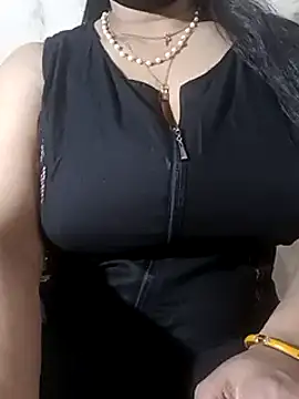 Snapshot of Anamika_Kapoor chatting on 02-08-25, 07:59 Anamika Kapoor online show from 02-08-25, 07:59