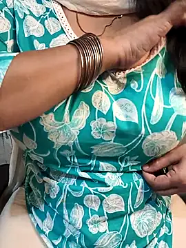 Snapshot of Anamika_Kapoor chatting on 09-19-25, 01:31 Anamika Kapoor online show from 09-19-25, 01:31
