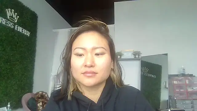 Snapshot of opal_gem chatting on 02-11-25, 06:55 opal gem online show from 02-11-25, 06:55