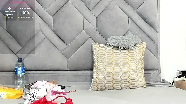 alicee 18 online show from 06-26-26, 01:28
