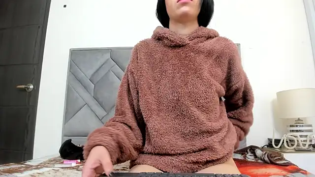 alicee 18 online show from 07-24-26, 01:51