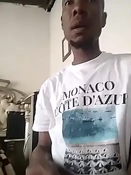 hugecrksam online show from 10-25-25, 10:47