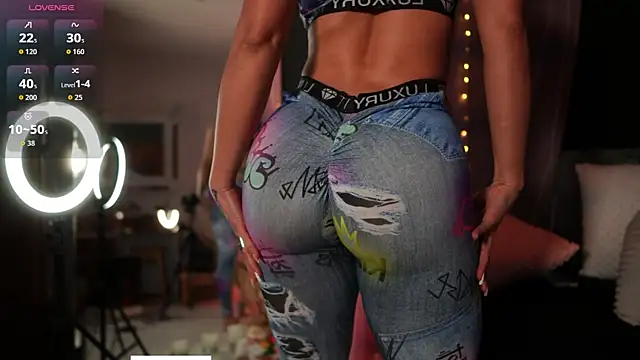 Skyler ferrer online show from 10-17-25, 12:14