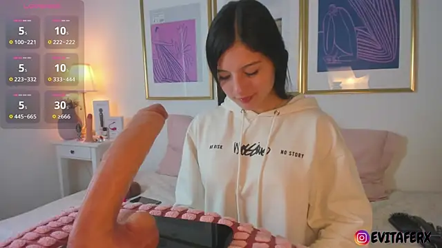 Eva depp online show from 10-01-25, 11:47