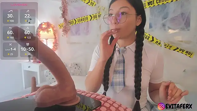 Eva depp online show from 11-01-25, 03:39