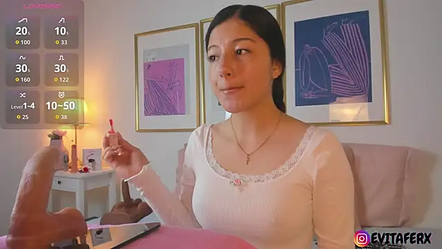 Eva depp online show from 09-25-25, 11:27