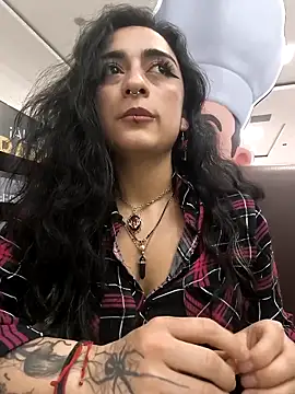 Lila Desiree online show from 11-22-25, 10:41