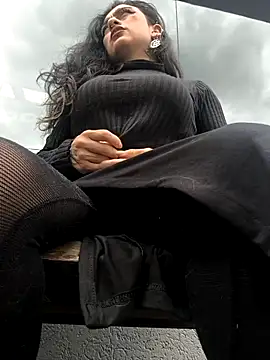 Lila Desiree online show from 02-15-26, 04:39