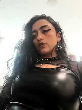 Lila Desiree online show from 03-06-26, 04:46