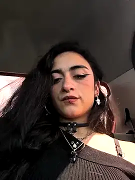 Lila Desiree online show from 11-21-25, 03:44