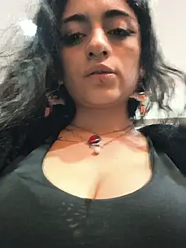 Snapshot of Lila_Desiree chatting on 07-01-26, 12:33 Lila Desiree online show from 07-01-26, 12:33