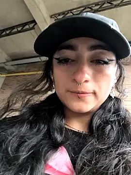 Lila Desiree online show from 04-16-26, 09:39