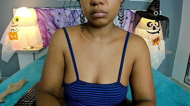 Kamila-Kane online show from 10-27-25, 07:48